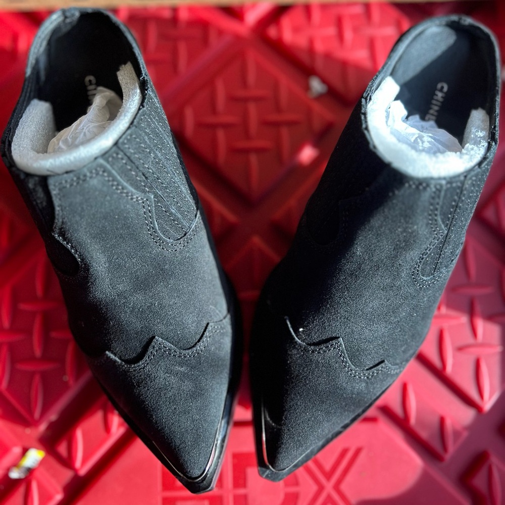 Chinese Laundry Black Suede Ankle Booties